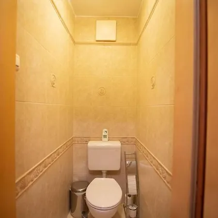 Central A/c With Large Balcony * Budapest