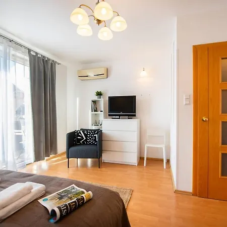 Central A/c With Large Balcony Budapest